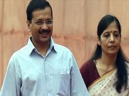 Arvind Kejriwal wife