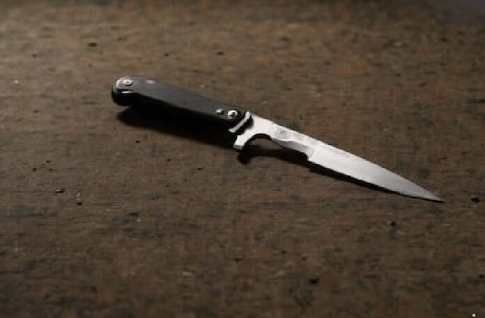 knife