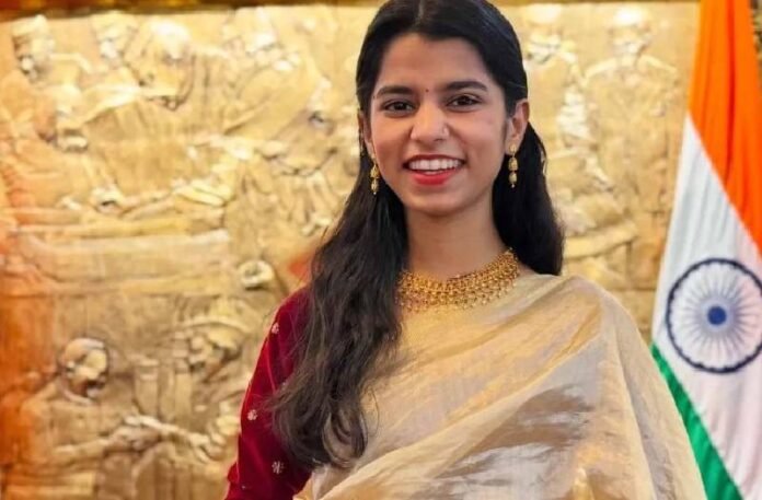 मैथिली ठाकुर