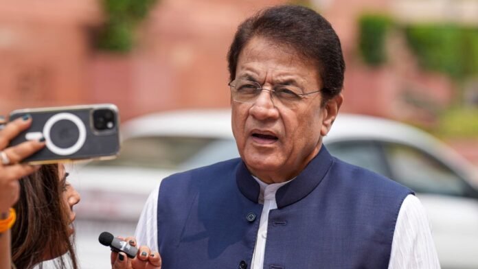 बुजुर्ग