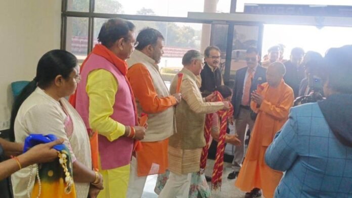 सीएम योगी