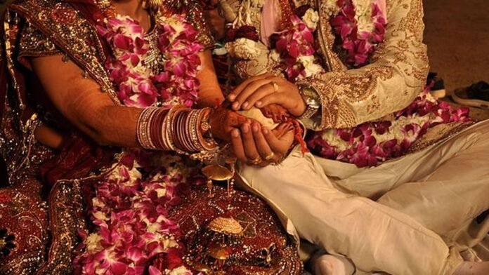 हिंदू युवती और मुस्लिम युवक
