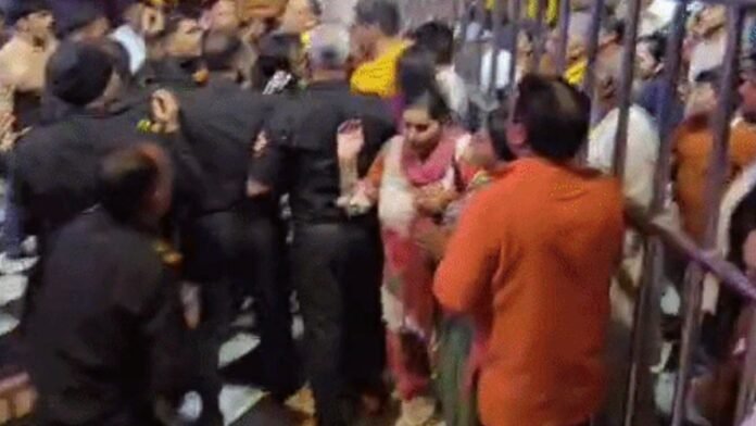 बांके बिहारी मंदिर