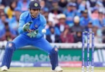 क्या MS Dhoni से बेहतर है ये भारतीय विकेटकीपर? पूर्व चयनकर्ता के बयान ने छेड़ी नई बहस MS Dhoni