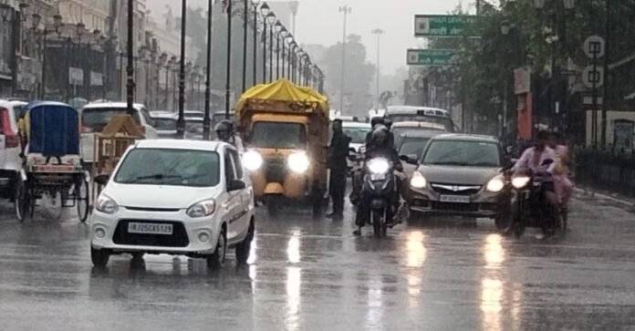 आंधी-बारिश