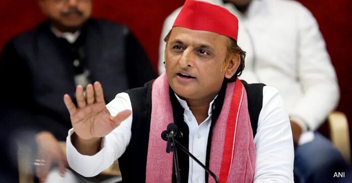 अखिलेश यादव