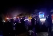 मथुरा में बड़ा हादसा! नोएडा से बिहार जा रही बस पलटी, 20 लोग जख्मी मथुरा