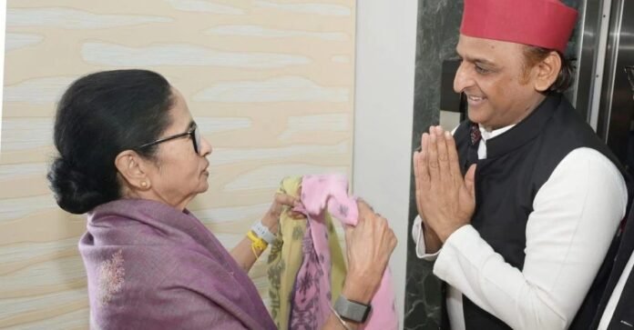 अखिलेश यादव
