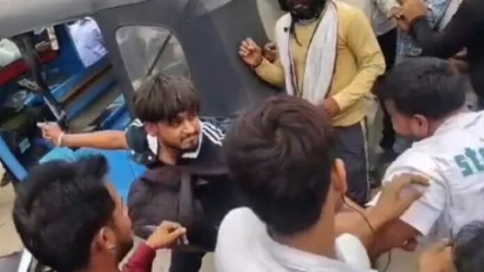 नोएडा