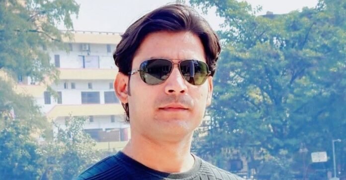  भरत भूषण तिवारी