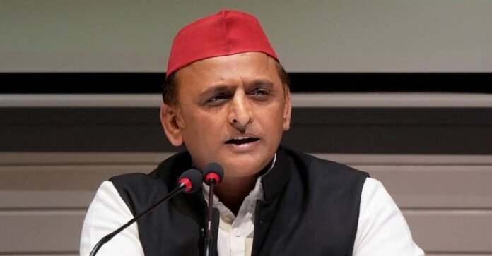 अखिलेश यादव