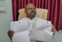 RJD को बिहार में लगा बड़ा झटका! पूर्व सांसद अर्जुन राय ने छोड़ी पार्टी, अब किसके साथ बदलेंगे चुनावी समीकरण? तेजस्वी