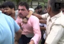 पप्पू यादव पर हमले के बाद तनाव: समर्थकों ने आरोपी की जमकर की पिटाई पप्पू यादव