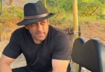 Salman Khan के घर के बाहर अचानक गिर पड़ा पुलिसकर्मी, अस्पताल पहुंचने से पहले चली गई जान, जानें क्या हुआ? Salman Khan