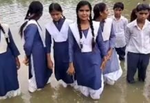 बच्चों के नदी पार स्कूल जाने का दावा कितना सच? जांच में खुला पूरा राज रामपुर