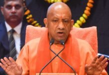 महिलाओं को मिलेंगे 1-1 लाख रुपये! यूपी में CM योगी ने कर दिया ये बड़ी घोषणा CM योगी