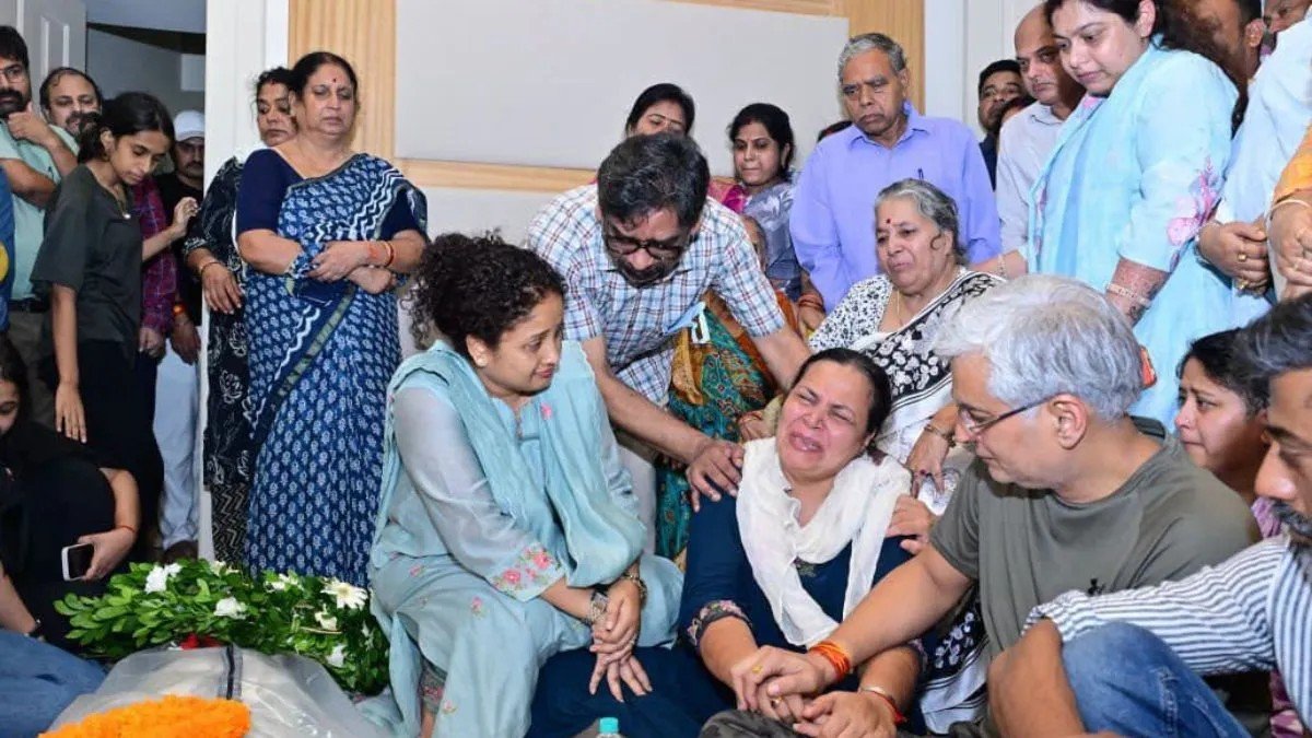 दीपिका पांडेय