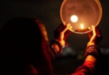 करवा चौथ पर ऐसा क्या हुआ कि एक पति के लिए आमने-सामने आ गईं तीन पत्नियां? पुलिस चौकी तक पहुंचा मामला, प्रेमिका ने भी मचाया हंगामा करवा चौथ